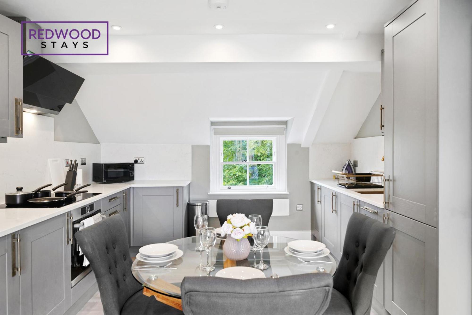 Top Quality 2 Bed 1 Bath Apartments For Contractors By Redwood Stays Reading Zewnętrze zdjęcie