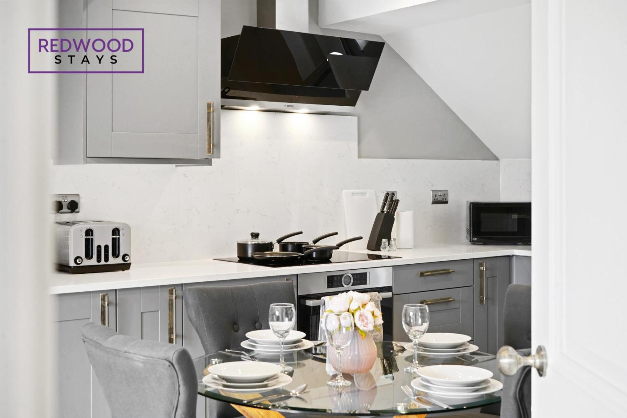 Top Quality 2 Bed 1 Bath Apartments For Contractors By Redwood Stays Reading Zewnętrze zdjęcie